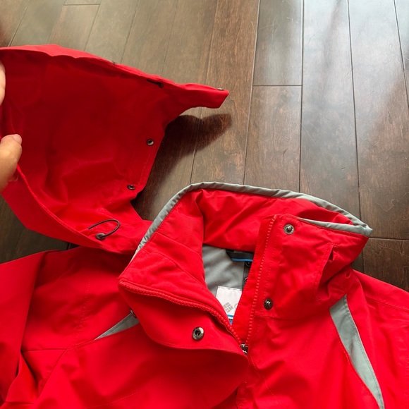 Columbia Women's Omni-Tech Hooded Rain Coat, Size medium, Red, Zip, Interchange - Picture 5 of 12